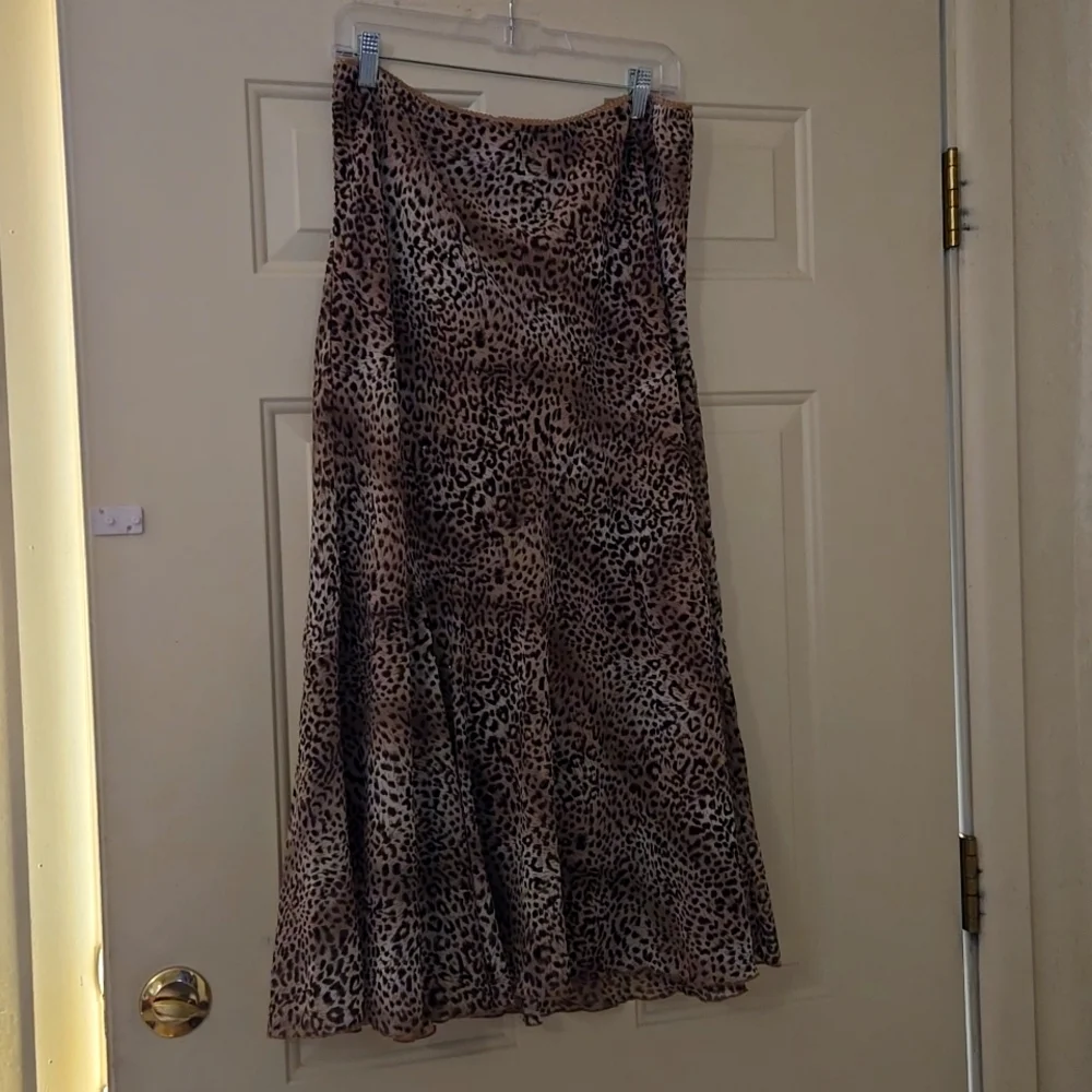 Vintage leopard-print sheer maxi skirt - Picture 1 of 5